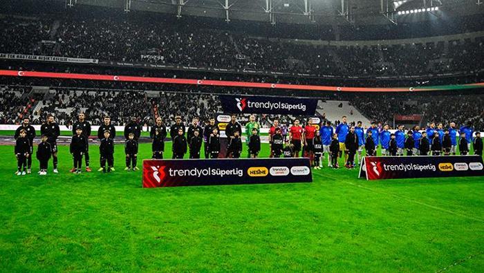 besiktas bodrum fk macinin ardindan olay yorum sikici oyunla 3 puan yildiz isme YgD7ec7F