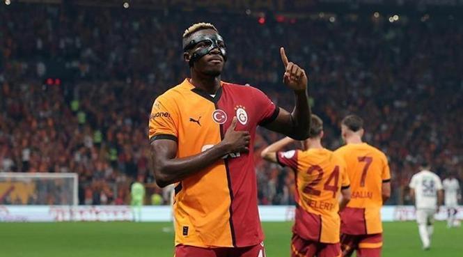 canli transfer galatasarayda victor osimheni izlemeye geldiler diger 3 yildiza hayran kaldilar transferde gvaiXV3e