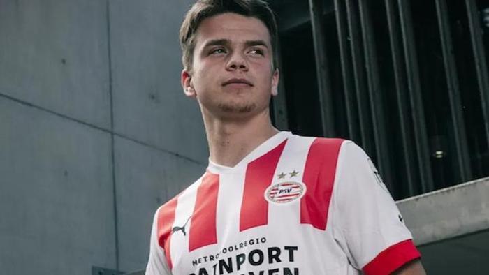 fenerbahcede transferde filip kostic devrede bilgi verdi bircok isim listede 5