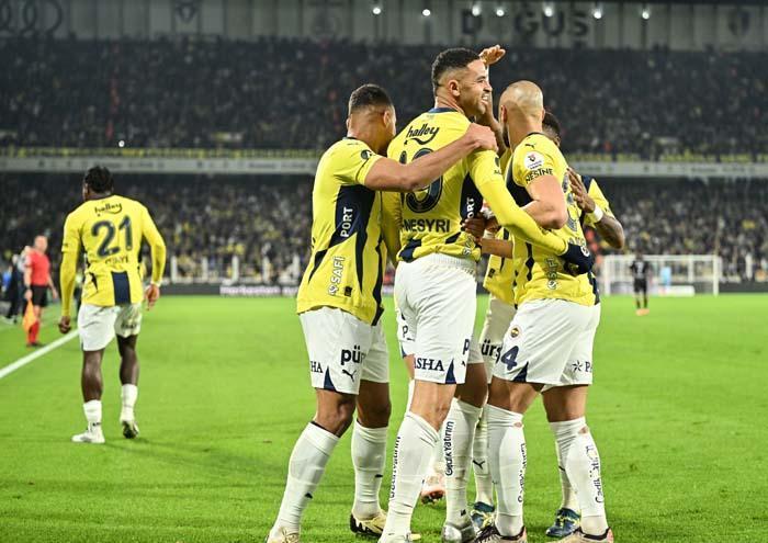 fenerbahcenin soyunma odasinda isler karisti soke eden iddia dzeko ve tadic 2