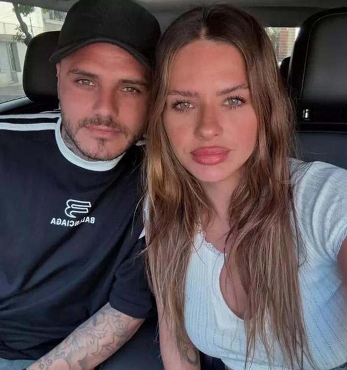 mauro icardi ve sevgilisinin ask pozlari tartisma konusu wanda naraa geri donecek 2 6POVbeP6