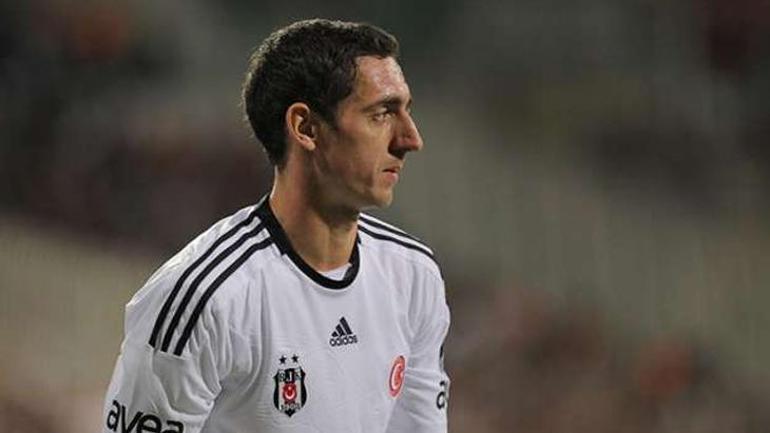 ozel eski besiktasli yildiz roberto hilbert suskunlugunu bozdu geri donmek istiyorum gelmis Bhswf1Kz