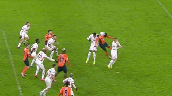 trioda basaksehir galatasaray macinin tartismali pozisyonlari degerlendirildi penalti beklenen anlar golde ihlal suphesi wiSnD2S8