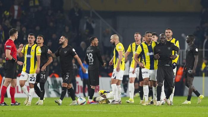 trioda fenerbahce hatayspor macinin tartismali pozisyonlari degerlendirildi kirmizi kart vermeliydi 49 ZEdIXDHN