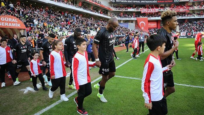 antalyaspor besiktas macinin ardindan receteyi verdi sik transfer sart futbolcular yoruldu mu