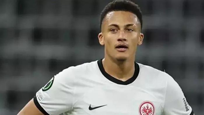 fenerbahcede transfer yilan hikayesine dondu yildiz futbolcu ikna asamasinda 7 uTjhB25J