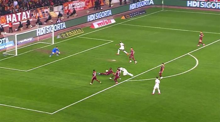 hatayspor galatasaray macinda damga vuran penalti pozisyonu trioda hakemler degerlendirdi net penalti puf N9ddKYYA