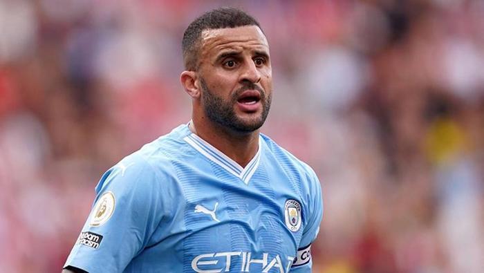 kyle walker ile siki pazarlik iste galatasarayin transferi bitirmek istedigi rakam 0 NVmpWERE