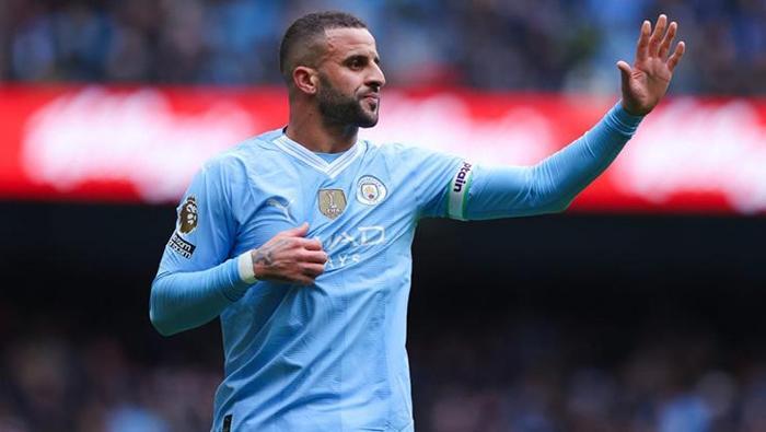 kyle walker ile siki pazarlik iste galatasarayin transferi bitirmek istedigi rakam 1 PHANbfj2