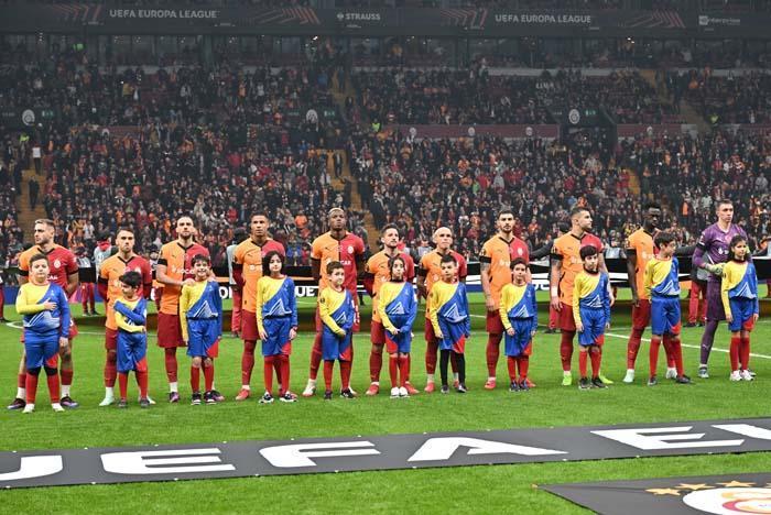 nihat kahveciden galatasaray yonetimi ve okan buruka elestiri muslera sozleri kimileri efsane kimileri kestane hKqtVXeH