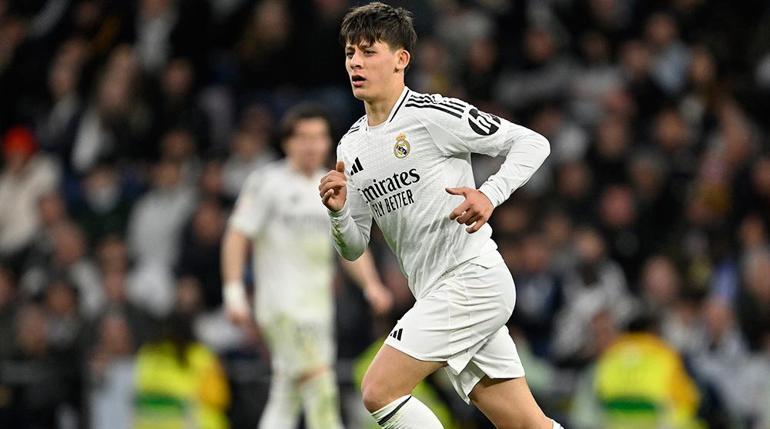 ozet real madrid las palmas mac sonucu 4 1 arda guler sonradan dahil