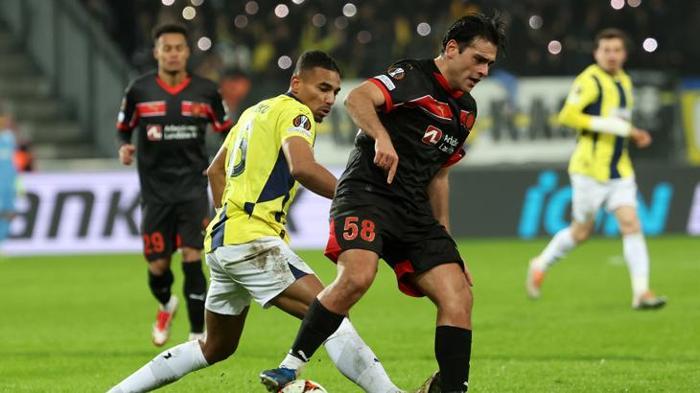 midtjylland fenerbahce macini spor yazarlari degerlendirdi yaslanma sorunsali faturasini odedi 4 Tq5PUSrl