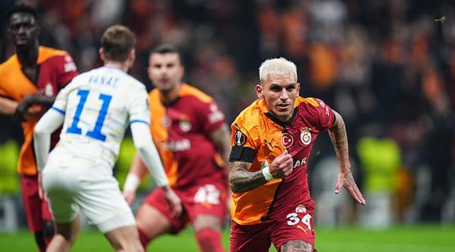 ozet galatasaray hollandada umdugunu bulamadi ajax galatasaray maci sonucu 2 1 4 i8ps5Qg9