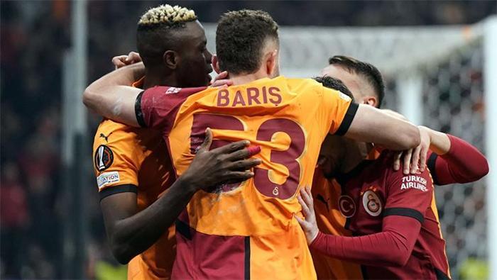 uefa avrupa ligi galatasarayin play off rakibi az alkmaar hakkinda merak edilenler kadrosu oyunculari 2 m6wIlIil