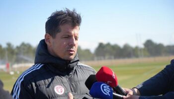 antalyaspor teknik direktoru emre belozoglundan hakemlere elestiri 27XdmA7b