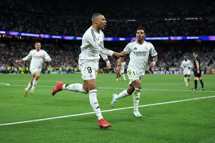 arda guler oyuna girmedi omer urundul canli yayinda cildirdi yazik boyle olmaz real madrid manchester NKhTn8Cn