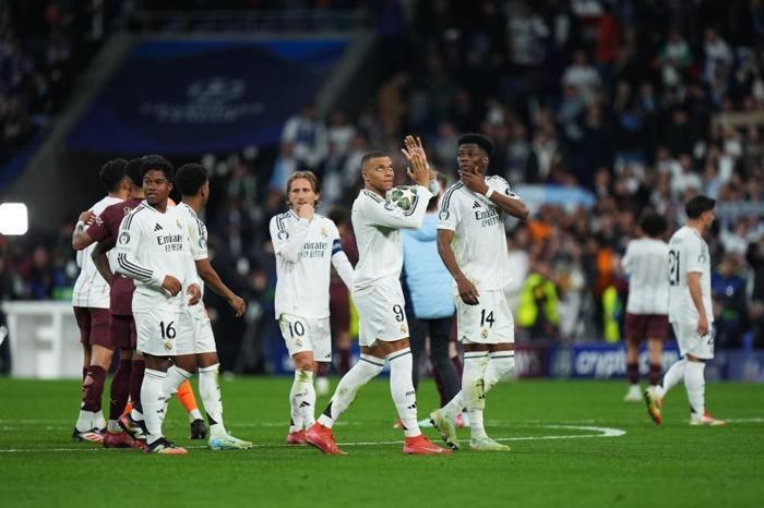 arda guler oyuna girmedi omer urundul canli yayinda cildirdi yazik boyle olmaz real madrid manchester NyJehr2Z