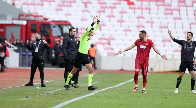 CANLI | Sivasspor - Beşiktaş maçı Canlı Anlatım - Sivasspor - BJK maçı kadrosu, skoru ve istatistikleri 11 canli sivasspor besiktas maci canli anlatim sivasspor bjk maci kadrosu 32TFZVSM