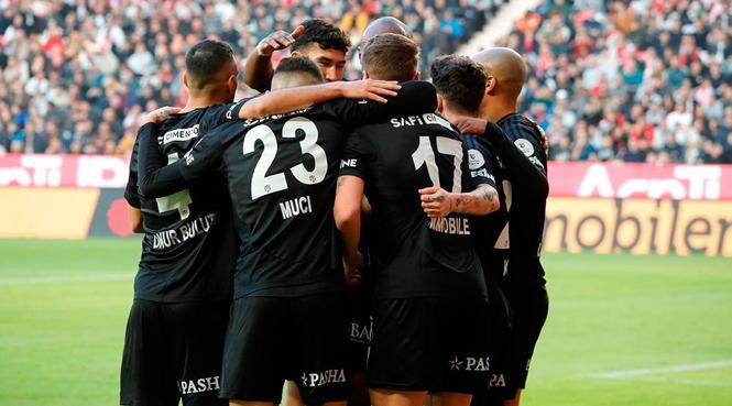 CANLI | Sivasspor - Beşiktaş maçı Canlı Anlatım - Sivasspor - BJK maçı kadrosu, skoru ve istatistikleri 1 canli sivasspor besiktas maci canli anlatim sivasspor bjk maci kadrosu JiV7FXT9