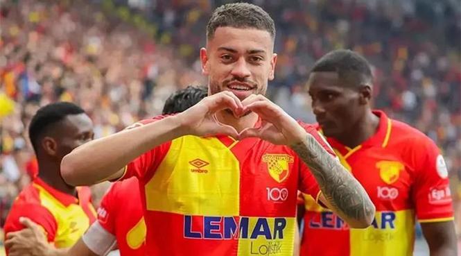 CANLI TRANSFER | Alexander Sörloth İstanbul devine geliyor | Anlaşma sağlandı, Süper Lig'e geri dönüyor 2 canli transfer alexander sorloth istanbul devine geliyor anlasma saglandi super lige geri e9rwGg8e