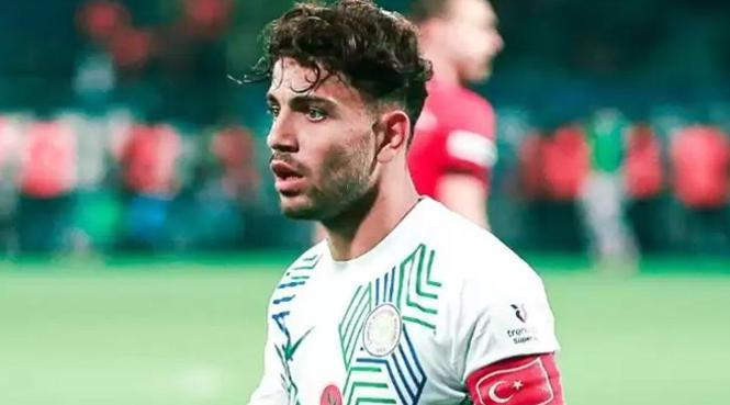 CANLI TRANSFER | Alexander Sörloth İstanbul devine geliyor | Anlaşma sağlandı, Süper Lig'e geri dönüyor 3 canli transfer alexander sorloth istanbul devine geliyor anlasma saglandi super lige geri iBBIAn2R