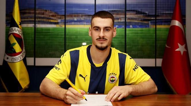 CANLI TRANSFER | Geldiği gibi gönderiliyor! Fenerbahçe'de sürpriz karar: Yeni transfer gidiyor 1 canli transfer geldigi gibi gonderiliyor fenerbahcede surpriz karar yeni transfer gidiyor 0 2tZcT86r