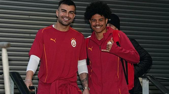 Eksik Aslan, UEFA Avrupa Ligi'nde kayıp! (ÖZET) AZ Alkmaar-Galatasaray maç sonucu: 4-1 6 eksik aslan uefa avrupa liginde kayip ozet az alkmaar galatasaray mac sonucu 4 1 5 Lw7jn3mY