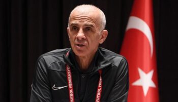 eski milli futbolcu oguz cetin hastaneye kaldirildi lIzHb3ys
