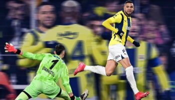 fenerbahcede en nesyri yine sahnede 2025 yilina damga vurdu durdurulamiyor rKwPAXnf