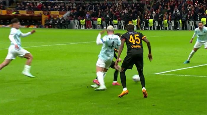 galatasaray adana demirspor macina damga vuran penalti karari trio degerlendirdi var sinifta kaldi OKjsqp73