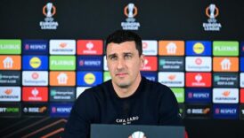 galatasaray az alkmaar maci oncesi maarten martens tepki vermek zorundalar JyRHpEXP