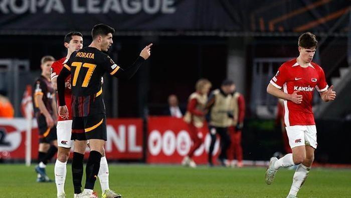 Galatasaray'daki sorunlar gün yüzüne çıkıyor! Birbiriyle konuşmayanlar, Ismael Garcia Gomez'in bisiklet sevdası 2 galatasaraydaki sorunlar gun yuzune cikiyor birbiriyle konusmayanlar ismael garcia gomezin bisiklet sevdasi 1 VOhptsbh