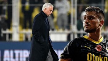 jose mourinhodan cengiz under surprizi kararini verdi TAHNSfst