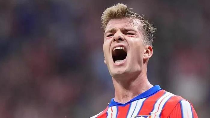 ÖZEL | Beşiktaş transferde şaha kalktı: Manchester United'dan yıldız orta saha! İşte listedeki 4 yıldız... 2 ozel besiktas transferde saha kalkti manchester uniteddan yildiz orta saha iste listedeki 4 6j2palrX