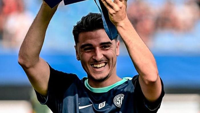 ÖZEL | Beşiktaş transferde şaha kalktı: Manchester United'dan yıldız orta saha! İşte listedeki 4 yıldız... 6 ozel besiktas transferde saha kalkti manchester uniteddan yildiz orta saha iste listedeki 4 DHKkKEO8