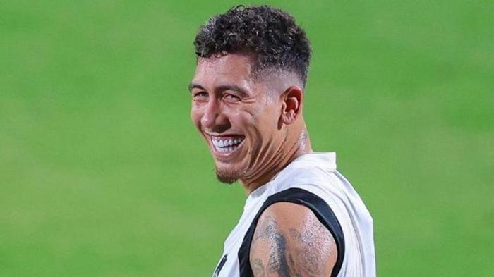 Roberto Firmino Arabistan'da kadro dışı kaldı, İstanbul devi harekete geçiyor! Transferde olay gelişme 4 roberto firmino arabistanda kadro disi kaldi istanbul devi harekete geciyor transferde olay gelisme 3 nYVNbAls