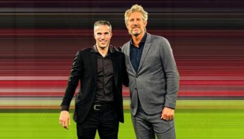 robin van persie geri donuyor fenerbahcenin eski yildizi radarda 27usTBgM