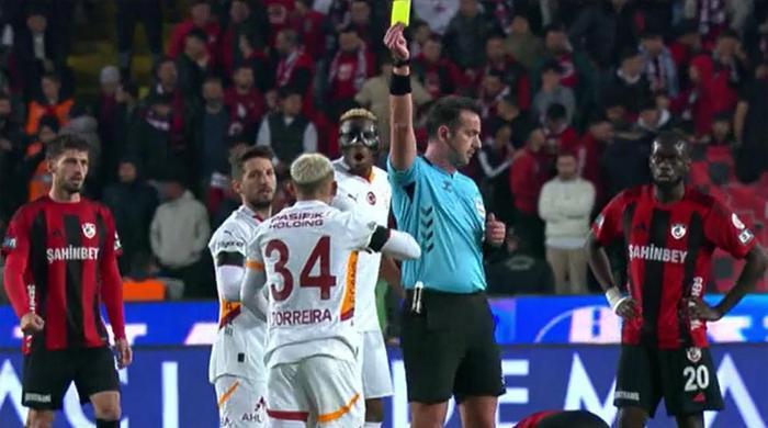 trioda gaziantep fk galatasaray macinin tartismali pozisyonlari degerlendirildi golde ofsayt suphesi penalti beklenen cQrORskz