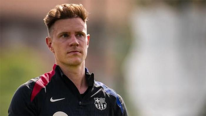 8 yıllık evliliği ihanet bitirdi! Barcelona'nın kalecisi Ter Stegen'i eşi antrenörüyle aldattı 1 8 yillik evliligi ihanet bitirdi barcelonanin kalecisi ter stegeni esi antrenoruyle aldatti 0