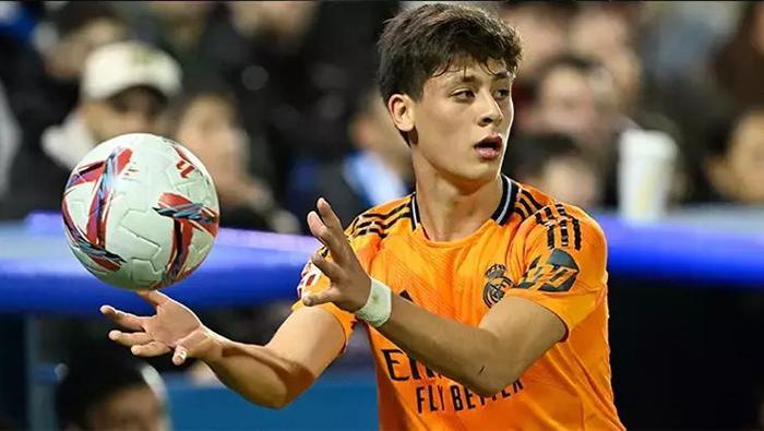 Arda Güler son kararını verdi! Bonservisiyle Real Madrid'den ayrılacak, Fenerbahçe'yi istemedi 2 arda guler son kararini verdi bonservisiyle real madridden ayrilacak fenerbahceyi istemedi 1 m7Y61evq