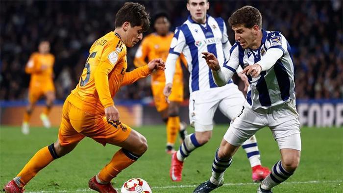 Arda Güler son kararını verdi! Bonservisiyle Real Madrid'den ayrılacak, Fenerbahçe'yi istemedi 6 arda guler son kararini verdi bonservisiyle real madridden ayrilacak fenerbahceyi istemedi 5