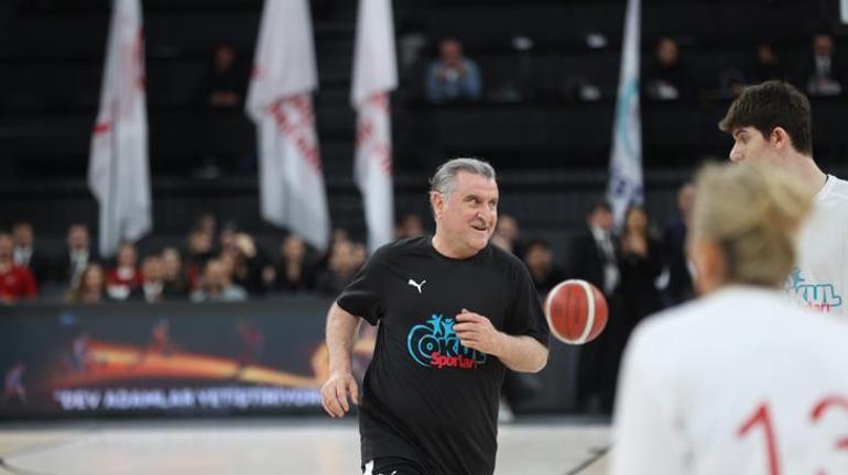 bakan bak gosteri macinda parkeye cikti 0 8n4XEJVe