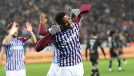 banzanin onuachuyu yakalamasi icin bir golu kaldi 53JCic5K