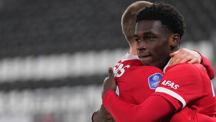 Beşiktaş 3 yıldız futbolcu için kolları sıvadı! Transfer dönemine damga vurabilir... 4 besiktas 3 yildiz futbolcu icin kollari sivadi transfer donemine damga vurabilir 3 7gW8hnnj