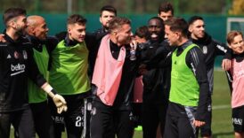 besiktas gaziantep fk macina hazirlaniyor DTjBrxtr