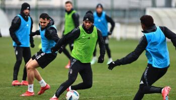 besiktasta eyupspor maci oncesinde savunma sikintisi Ma5JD1Rv