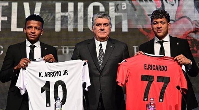 CANLI | Beşiktaş Başkanı Serdal Adalı: 'Savcılığa şikayette bulunduk!' Hasan Arat döneni için inceleme... Ahmet Nur Çebi'den Fikret Orman'a olay sözler, Divan Kurulu Toplantısı... 3 canli besiktas baskani serdal adali savciliga sikayette bulunduk hasan arat doneni icin inceleme IKvMCpz5