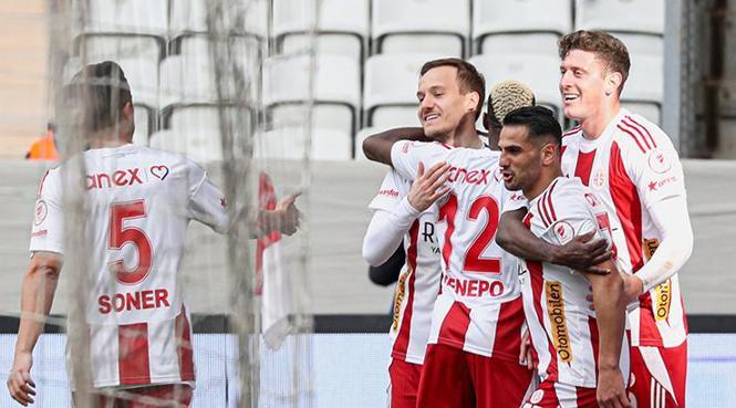 CANLI | Beşiktaş kupada çeyrek finalde! ÖZET | Antalyaspor-Beşiktaş maç sonucu: 1-2 3 canli besiktas kupada ceyrek finalde ozet antalyaspor besiktas mac sonucu 1 2 2 H13H2PQT