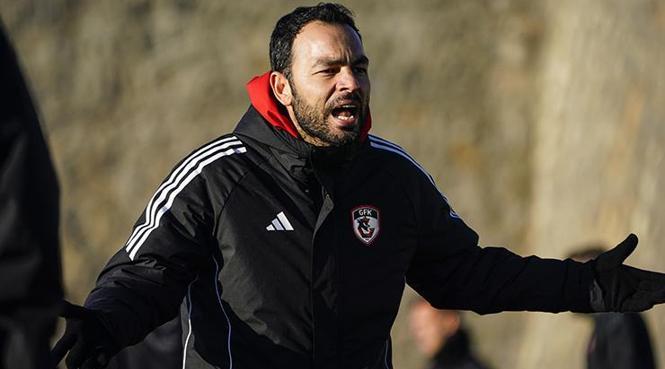 CANLI | Gaziantep FK- Fenerbahçe maçı Canlı Anlatım - GAZİANTEP FB maç kadrosu, skoru ve istatistikleri 1 canli gaziantep fk fenerbahce maci canli anlatim gaziantep fb mac kadrosu skoru