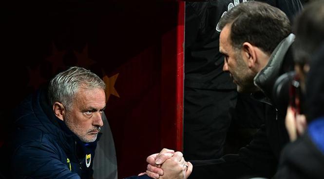 canli jose mourinho fenerbahcede uzun yillar kalacak mi 1 yil daha kontratim var 8XG5jp1O